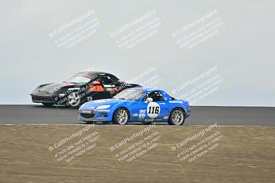 media/Jan-26-2025-CalClub SCCA (Sun) [[cfcea7df88]]/Group 1/Race/